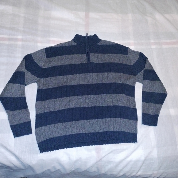 XG Boys Sweater ~ Size Medium 10/12 ~ Stripes blue/grey ~ - Picture 5 of 6